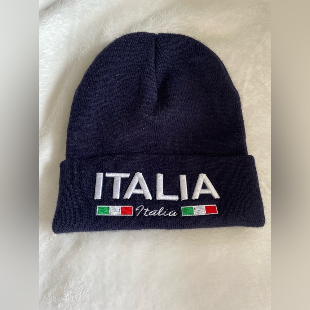 Gorro Beanie Italia Bordado - Invierno, Unisex, Abrigador y moderno✨